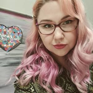 Meet your Posher, Becca